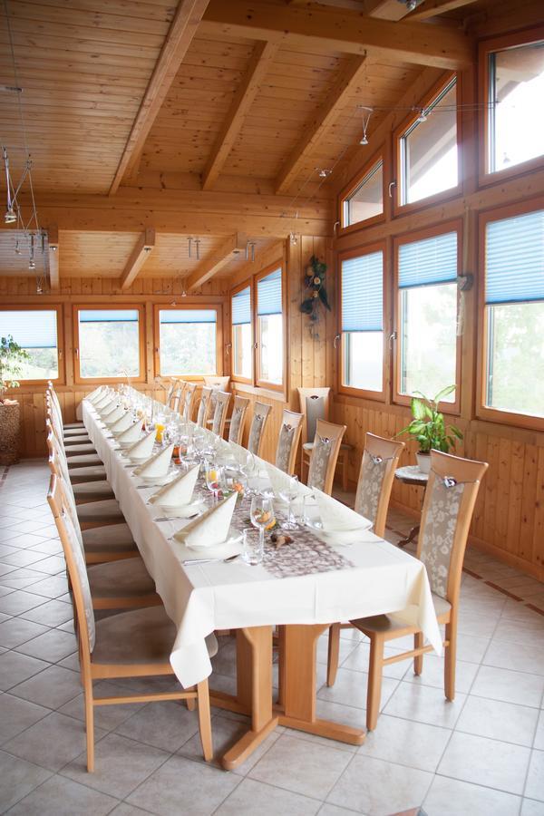 Gasthof Pension Zoller ヴォルフスベルク エクステリア 写真